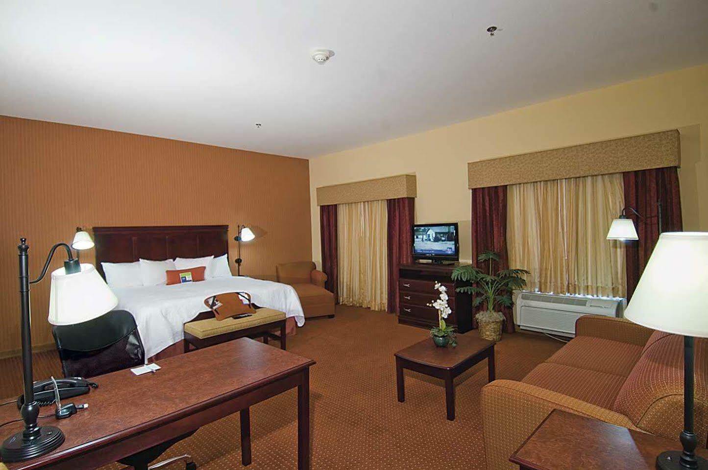 Hampton Inn & Suites Austin South Buda Exterior foto